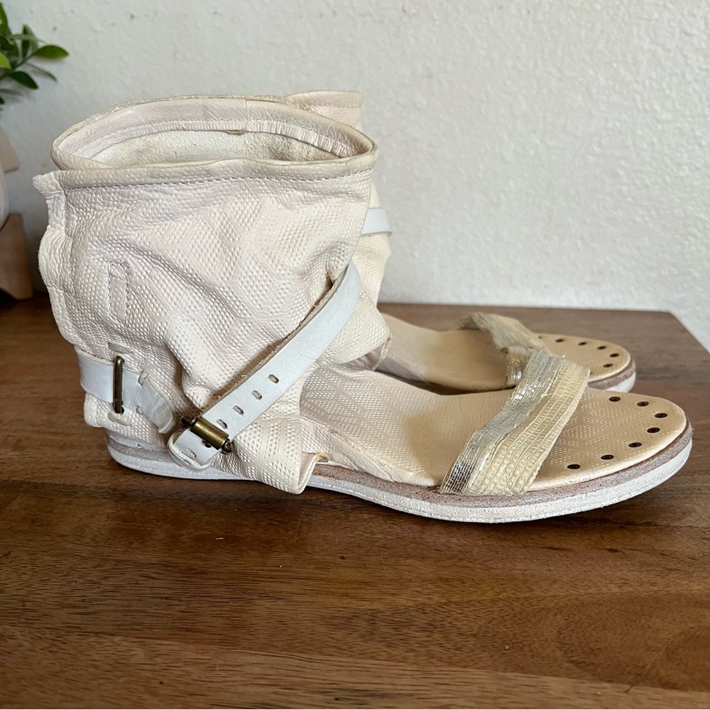 AS98 Benson Sandal Ivory Size 41